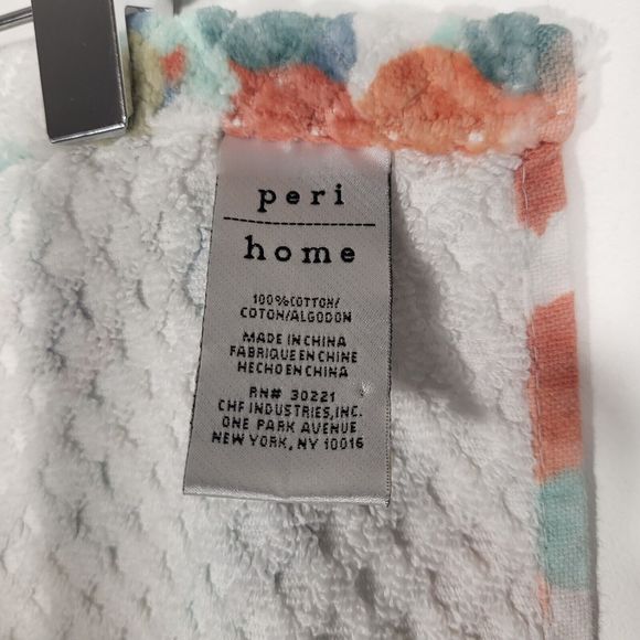 Peri Home Cotton Polka Dot Terry Loop Colorful Bath Towel 27x54 Luxury - Picture 2 of 2